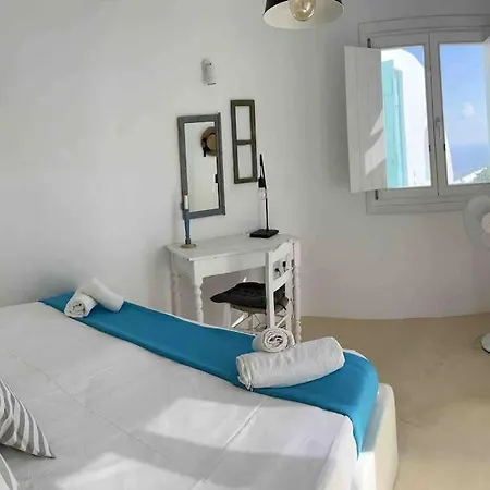 Ammos Santorini