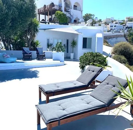 Ammos Santorini בית נופש *